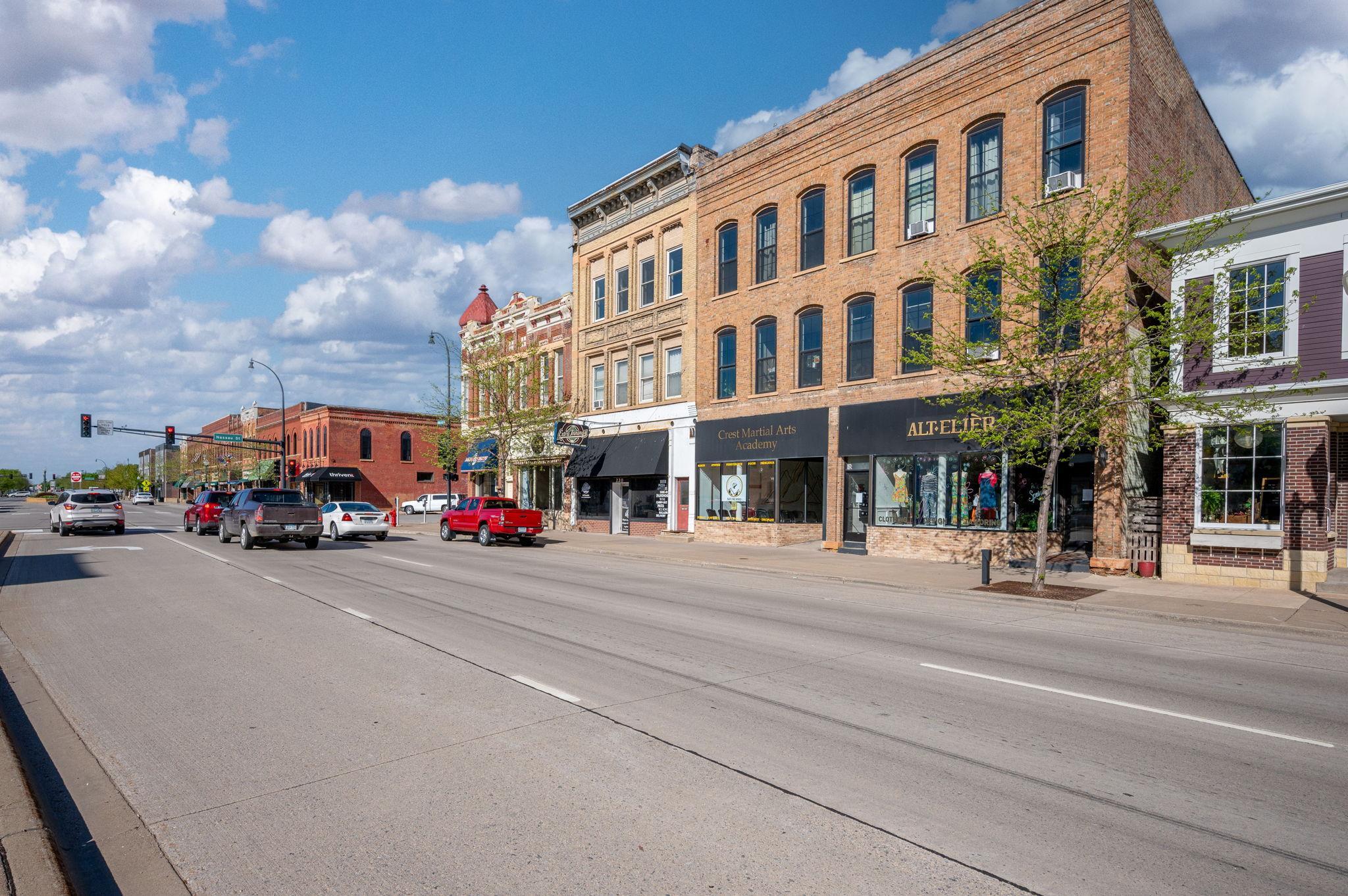 216-218 S. Minnesota Ave St Peter-08.jpg