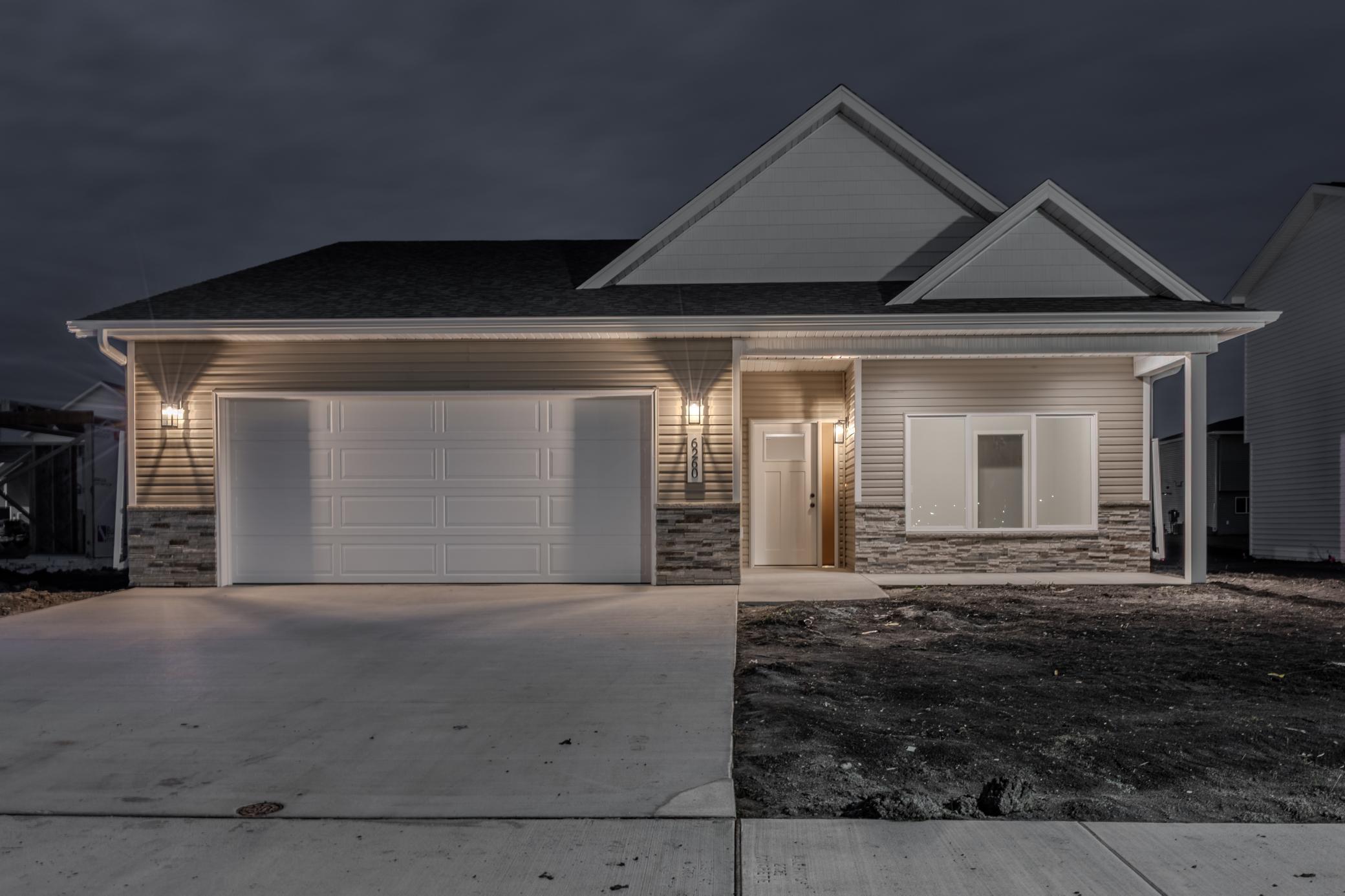 6260 85 Avenue S, Horace, ND 58047