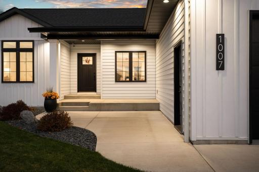 1007 28th Street SW, Austin, MN 55912