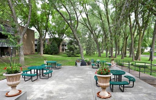 2800 Hamline Avenue N, 112, Roseville, MN 55113