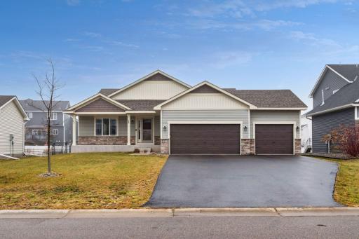 2113 21st Avenue S, Lino Lakes, MN 55038