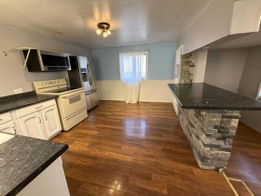238 Locust Avenue, Owatonna, MN 55060