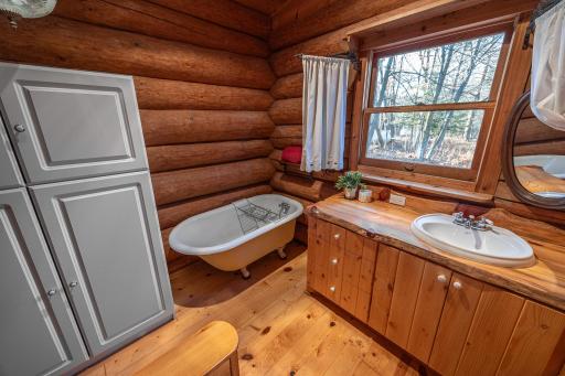 4701 Shangri La Drive NE, Longville, MN 56655