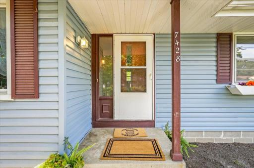 7428 Concerto Curve NE, Minneapolis, MN 55432