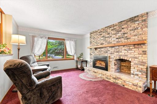 7428 Concerto Curve NE, Minneapolis, MN 55432