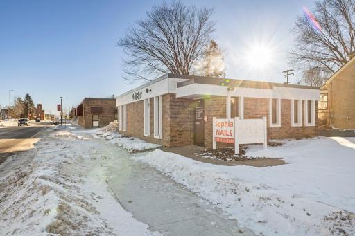 Vivid Spaces_727 Marie Ave_01.jpg