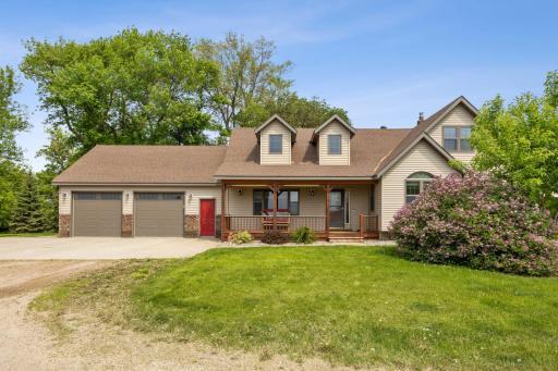 20482 28th Avenue N, Hawley, MN 56549