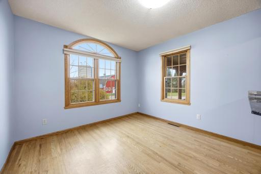 20482 28th Avenue N, Hawley, MN 56549