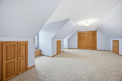 20482 28th Avenue N, Hawley, MN 56549