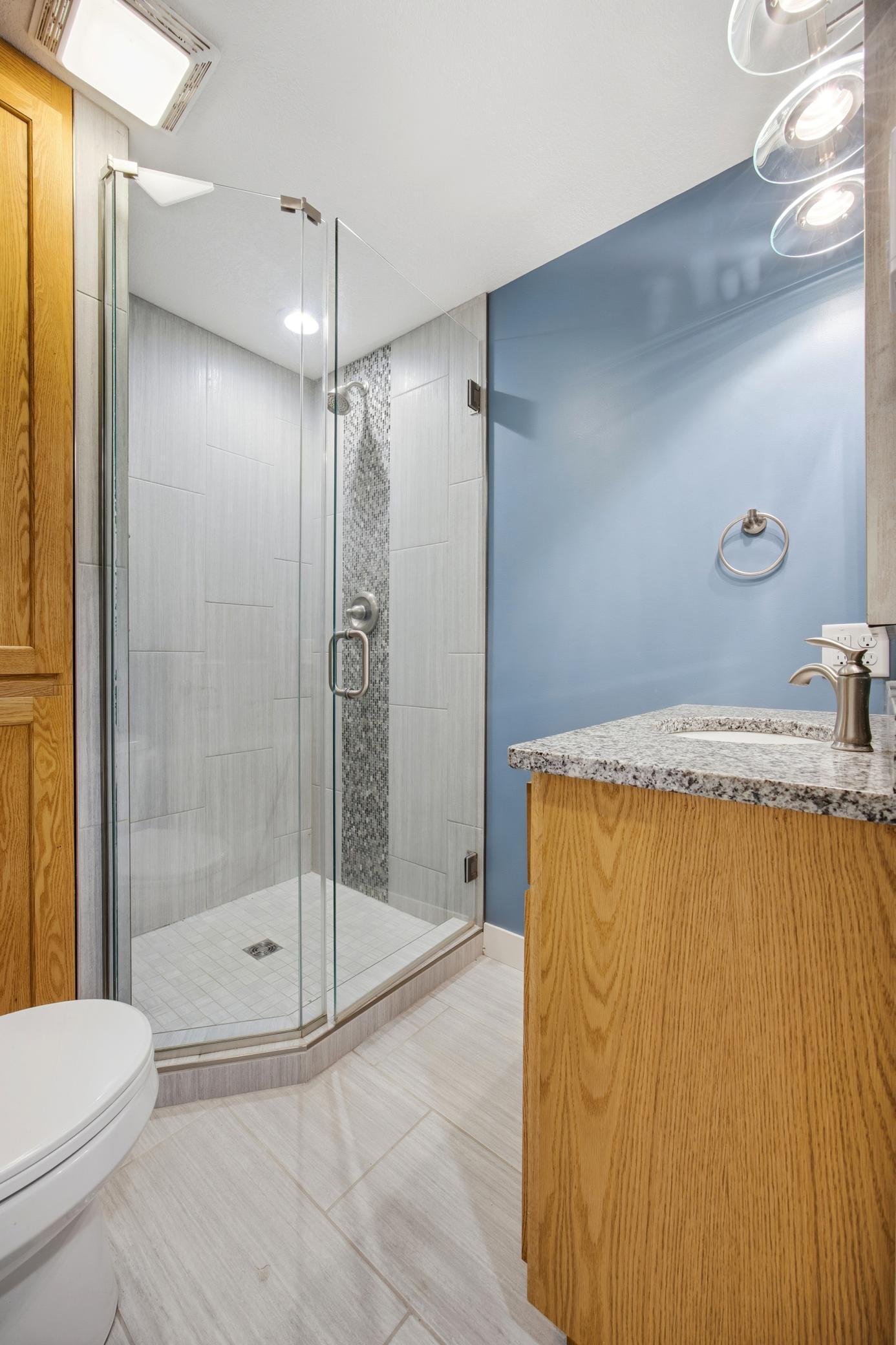 Lower level 3/4 bath heated floor