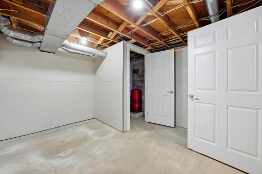 20482 28th Avenue N, Hawley, MN 56549