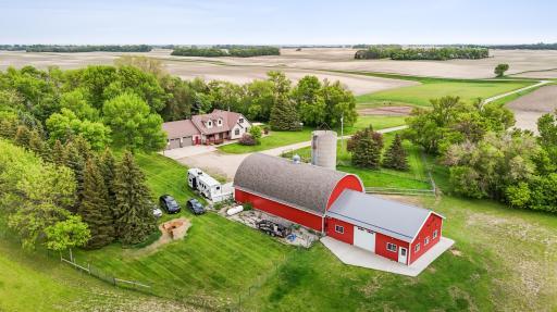 20482 28th Avenue N, Hawley, MN 56549