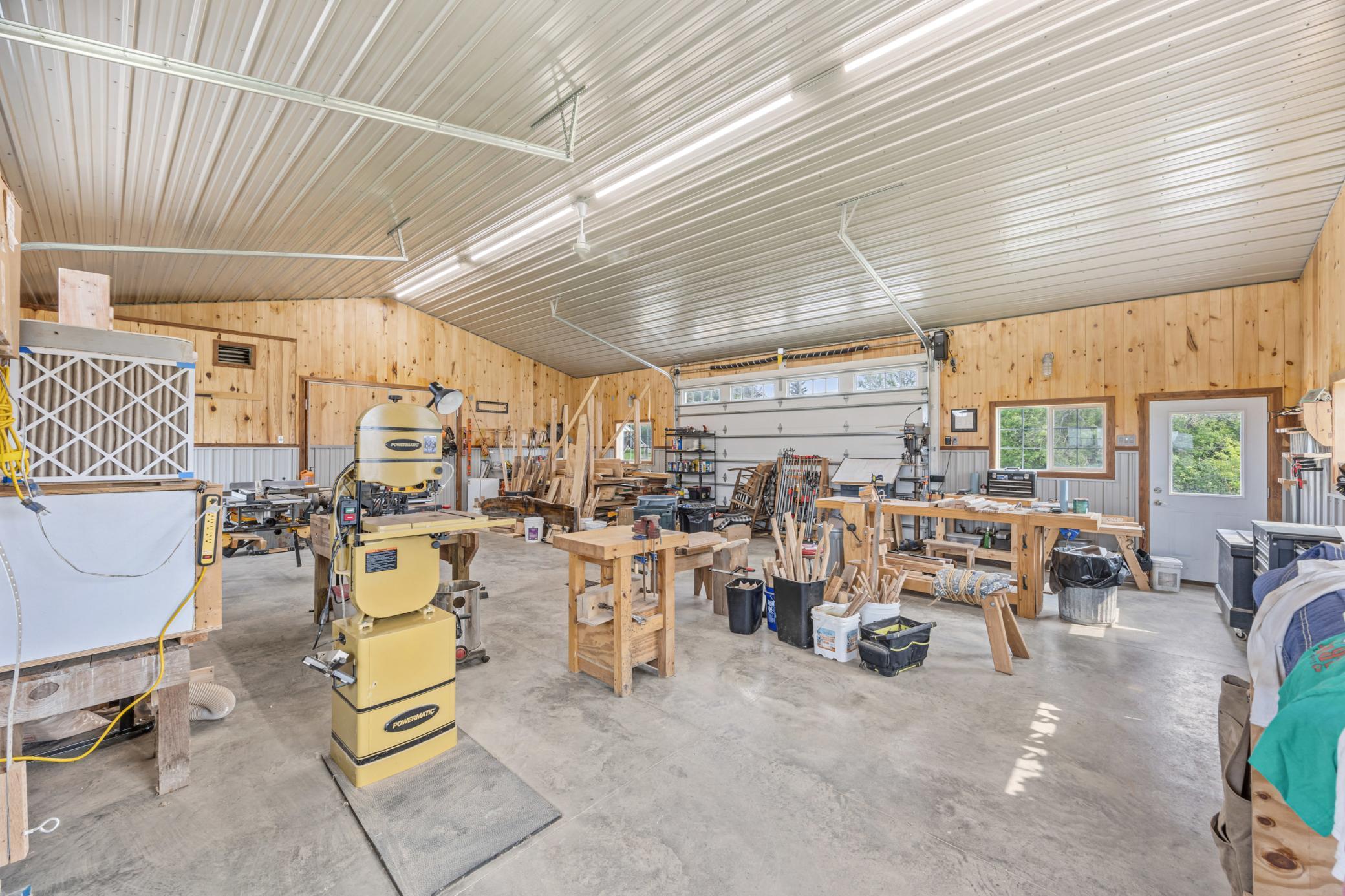 30' x 40' finished garage