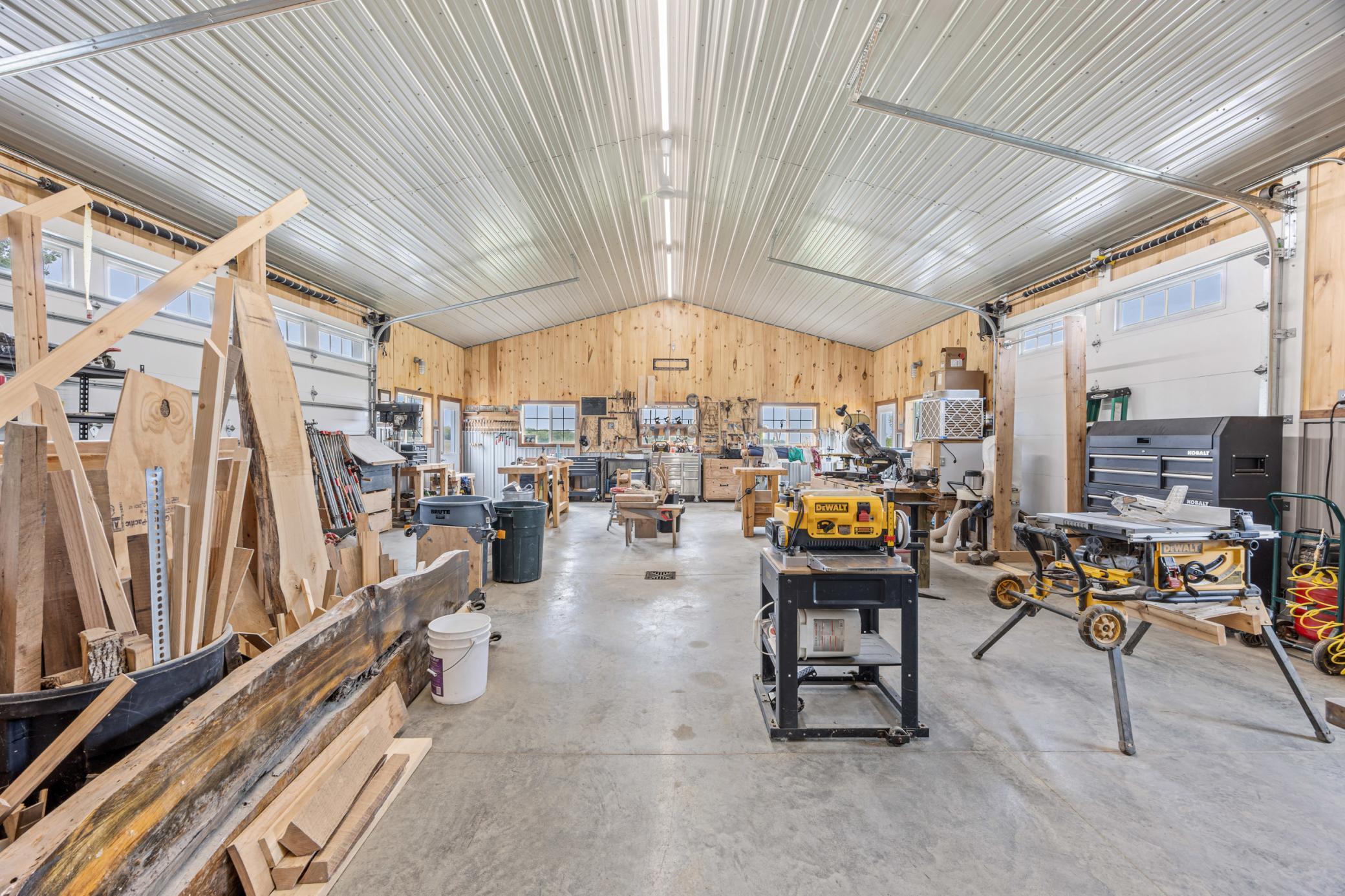 30' x 40' finished garage