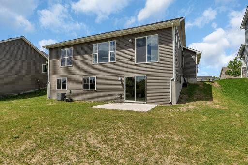419 Bluebird Drive NW, Isanti, MN 55040
