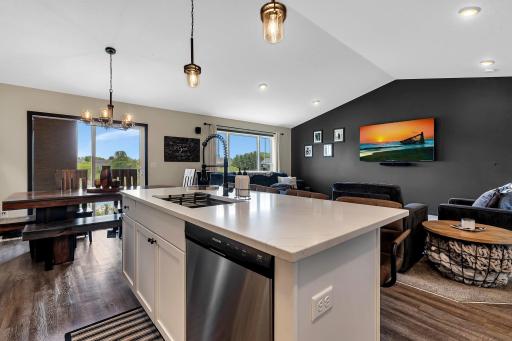 419 Bluebird Drive NW, Isanti, MN 55040