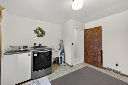 75 Wilson Street, Lewiston, MN 55952