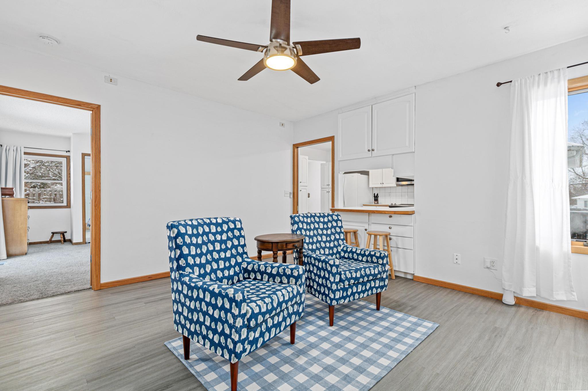 Informal dining/ flex space