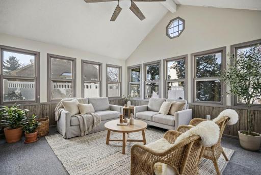 7526 W 111th Street, Bloomington, MN 55438