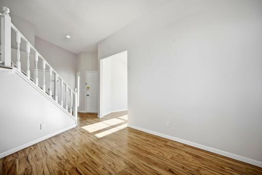 7526 W 111th Street, Bloomington, MN 55438