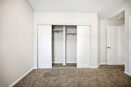 7526 W 111th Street, Bloomington, MN 55438