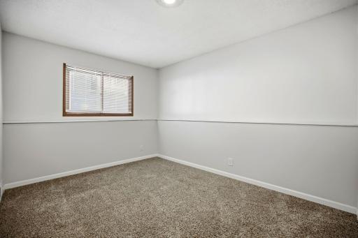 7526 W 111th Street, Bloomington, MN 55438