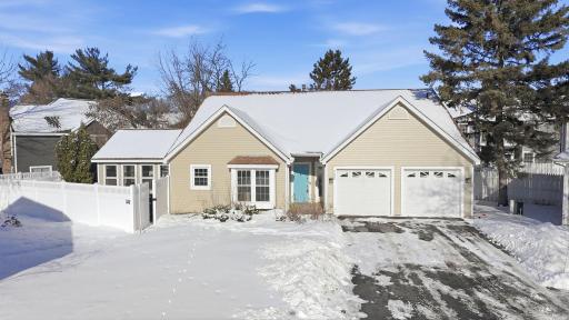 7526 W 111th Street, Bloomington, MN 55438