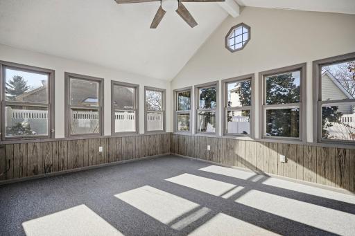 7526 W 111th Street, Bloomington, MN 55438