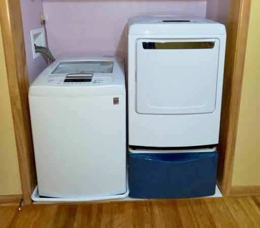 Upper level laundry closet, can be returned to traditional closet