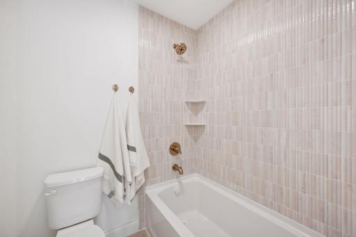 10154 Peony Lane N, Maple Grove, MN 55311