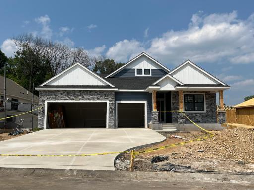 1700 Royal Boulevard N, Lake Elmo, MN 55042