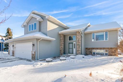 5257 200th Street N, Forest Lake, MN 55025