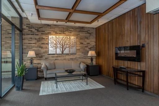 207 5th Avenue SW, 902, Rochester, MN 55902