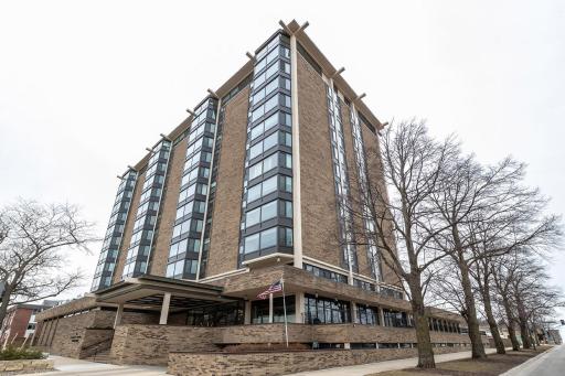 207 5th Avenue SW, 902, Rochester, MN 55902