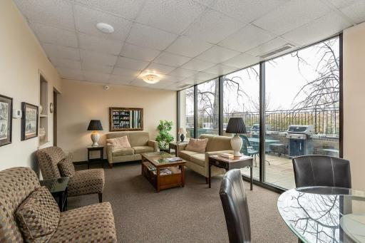 207 5th Avenue SW, 902, Rochester, MN 55902