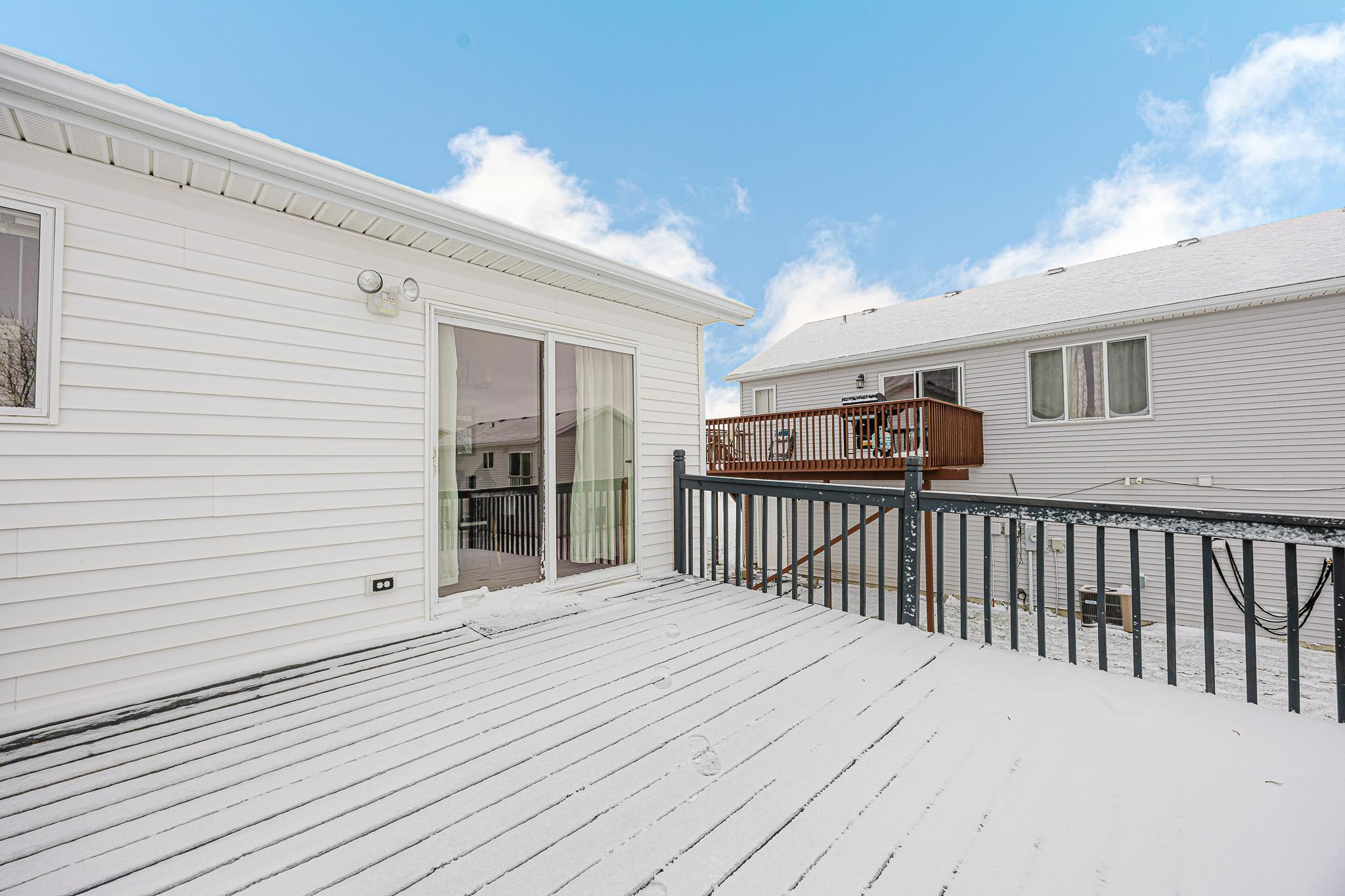 909 38 1-2 Ave W West Fargo, ND 58078-36.jpg