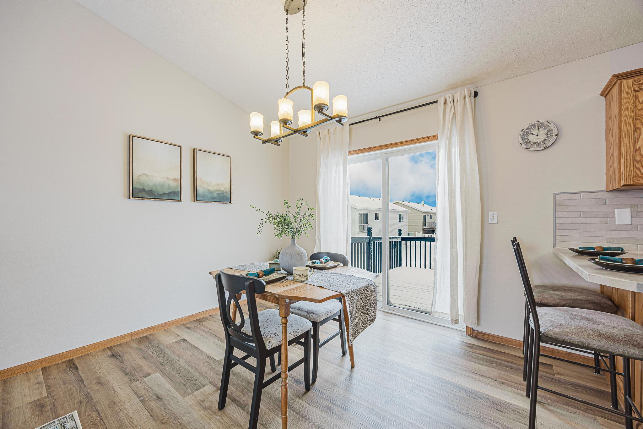 909 38 1-2 Ave W West Fargo, ND 58078-10.jpg