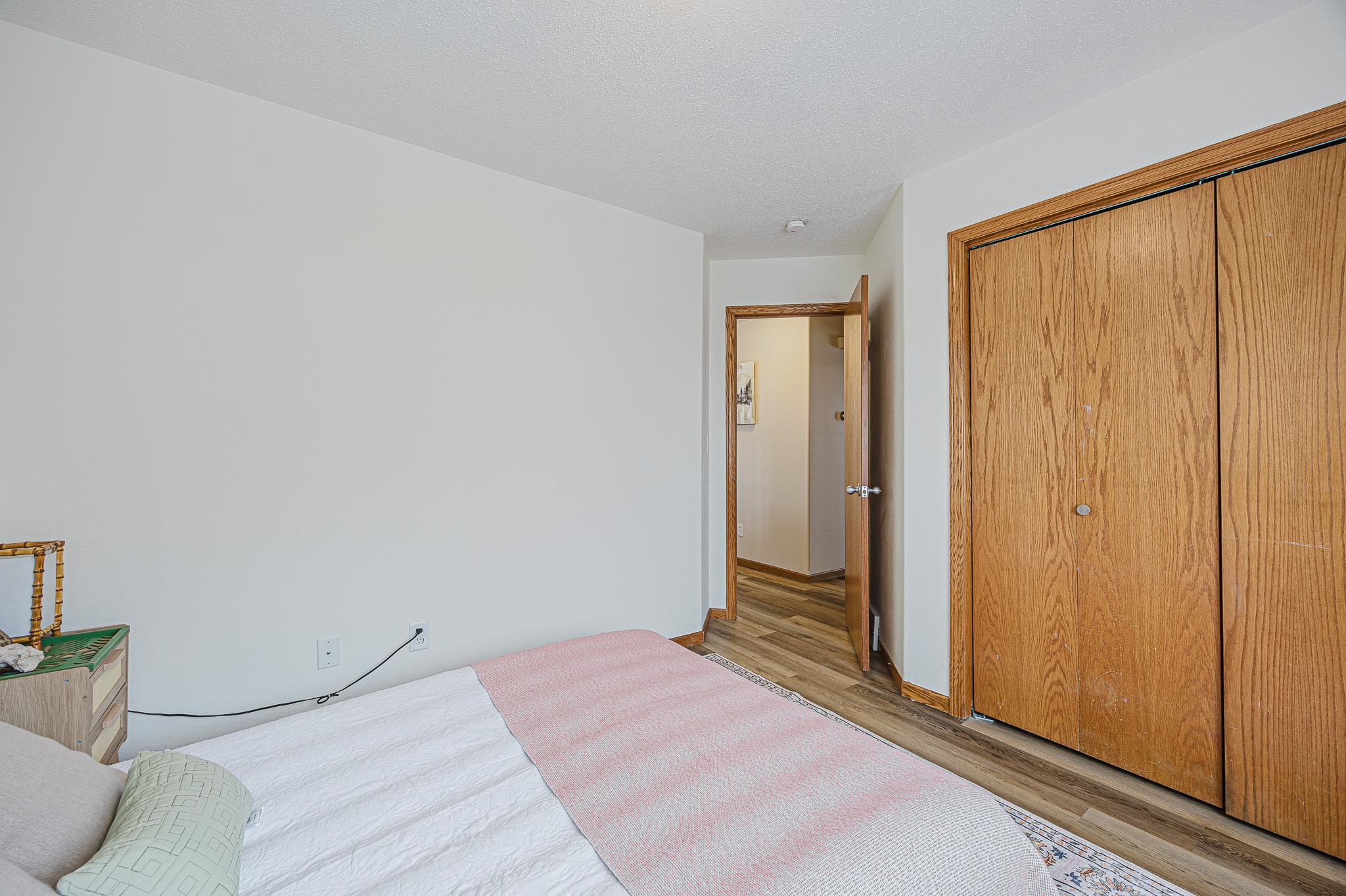 909 38 1-2 Ave W West Fargo, ND 58078-19.jpg