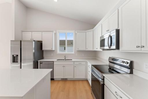 1356 Wisteria Lane, New Richmond, WI 54017