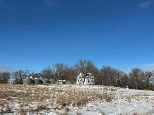 1317 195th Avenue N, Canby, MN 56220
