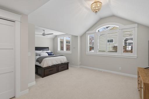 939 Park Avenue, Mahtomedi, MN 55115
