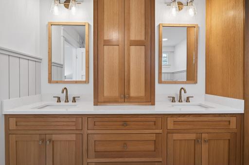 939 Park Avenue, Mahtomedi, MN 55115