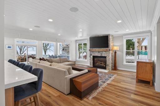 939 Park Avenue, Mahtomedi, MN 55115