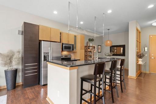 3640 Wooddale Avenue S, 102, Saint Louis Park, MN 55416