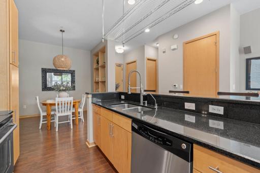 3640 Wooddale Avenue S, 102, Saint Louis Park, MN 55416