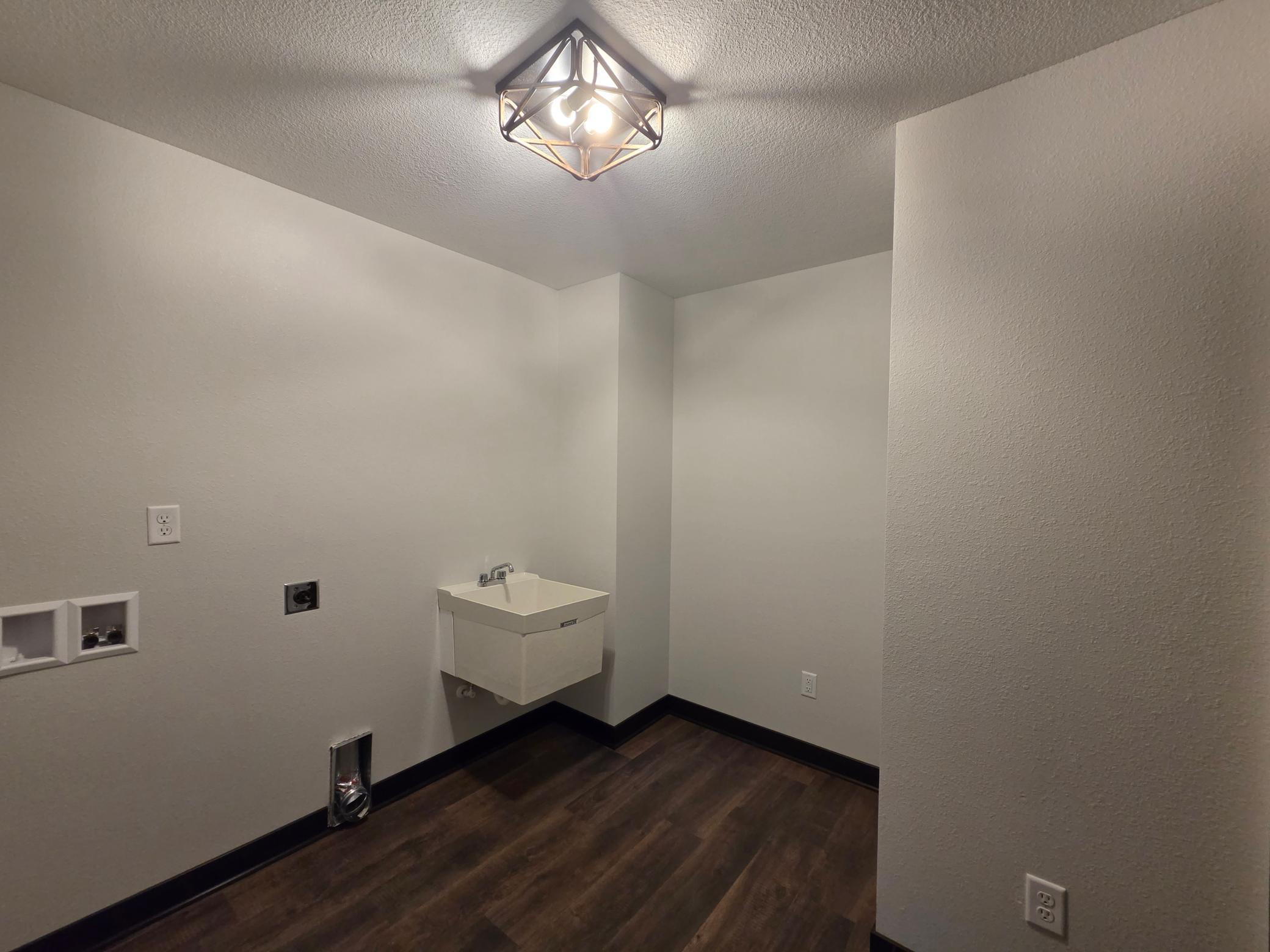 *ACTUAL PROPERTY* Mudroom