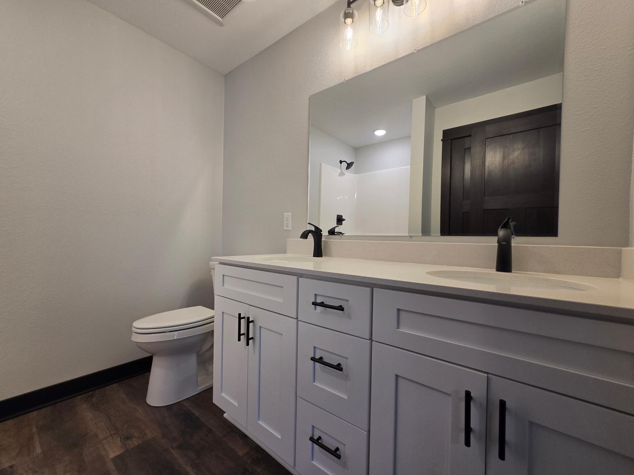 *ACTUAL PROPERTY* Primary Private 3/4 Bathroom