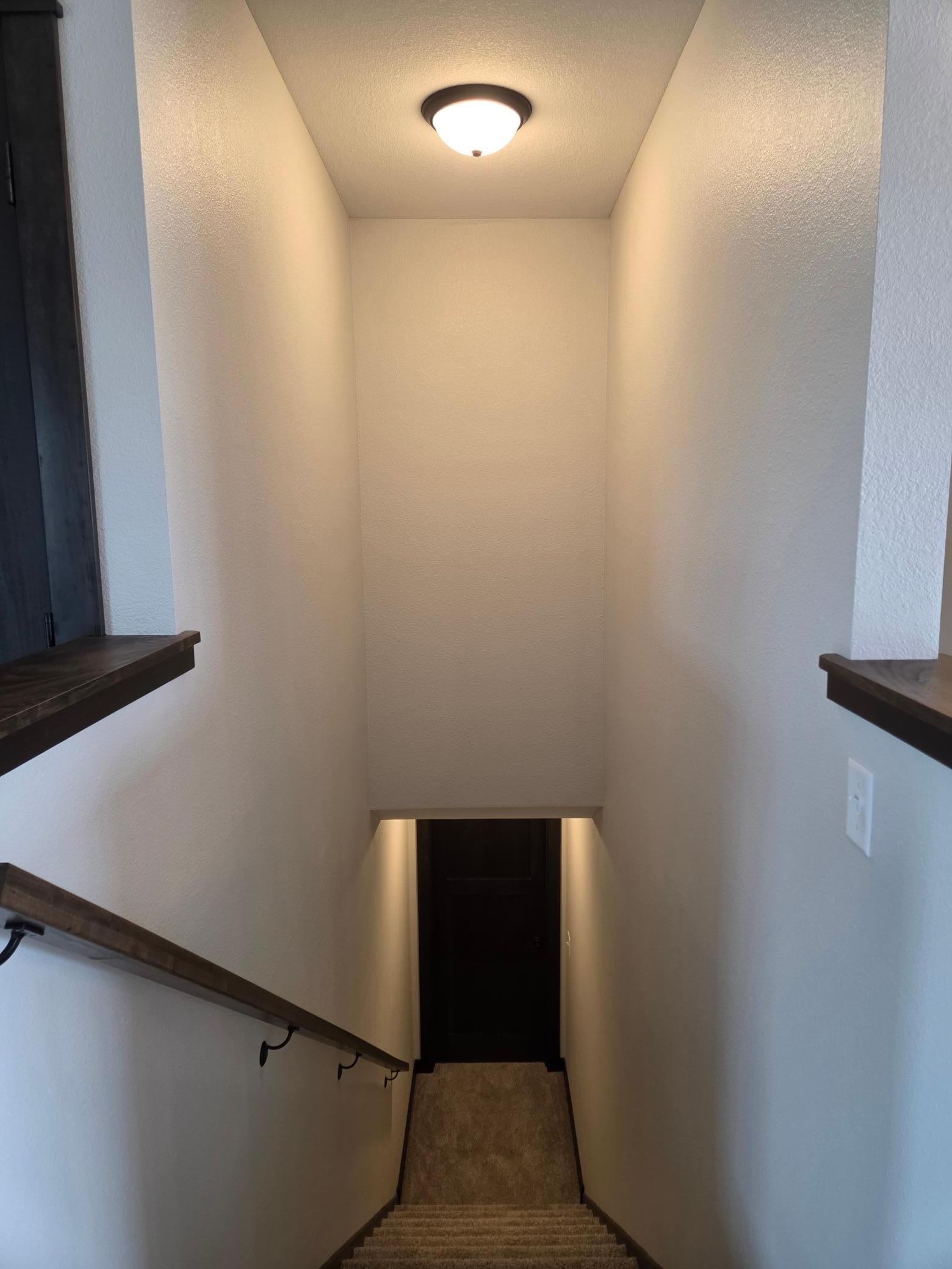 *ACTUAL PROPERTY* Stairs