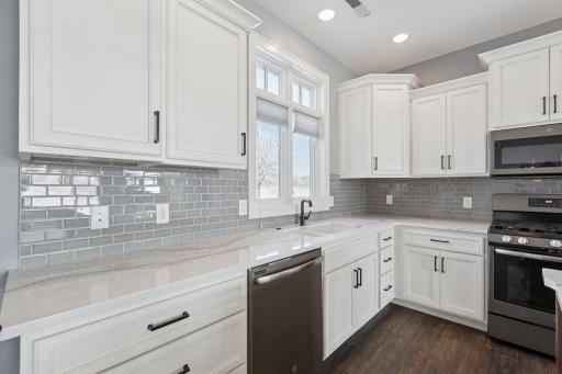 951 Cedar Avenue E, Hector, MN 55342
