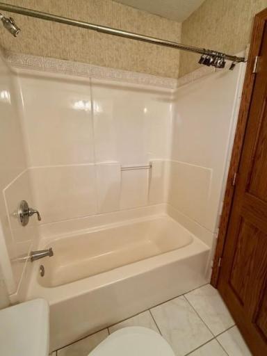 45722 County Road 15, Windom, MN 56101